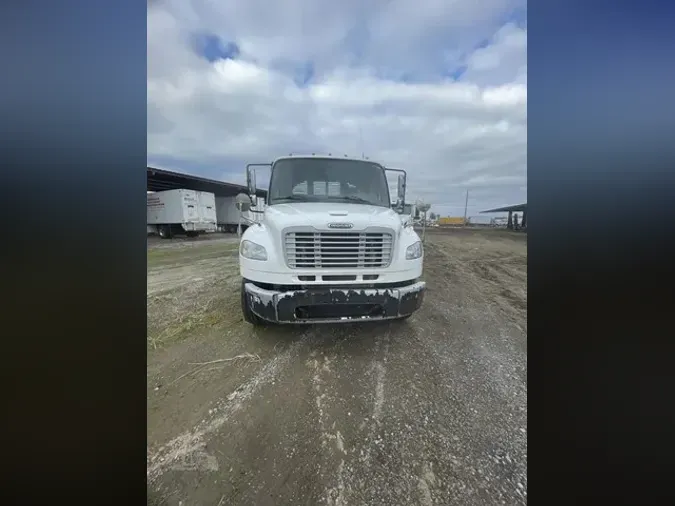 2015 FREIGHTLINER BUSINESS CLASS M2 106