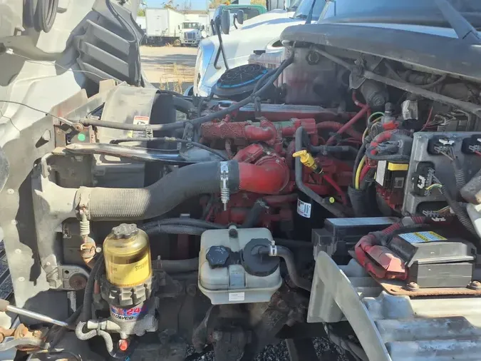 2015 FREIGHTLINER/MERCEDES M2 106