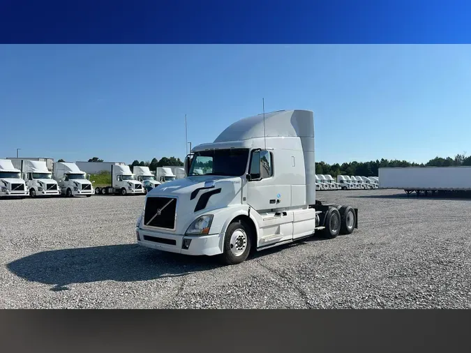 2016 Volvo VNL 740