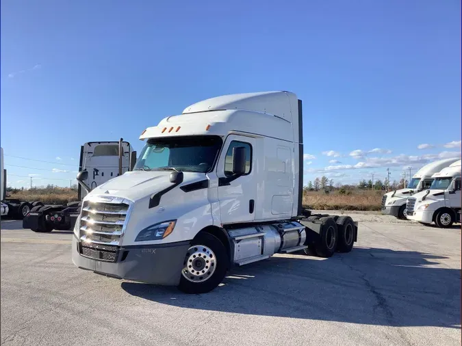 2019 Freightliner Cascadia 126