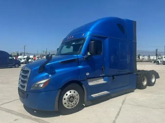 2022 Freightliner Cascadia