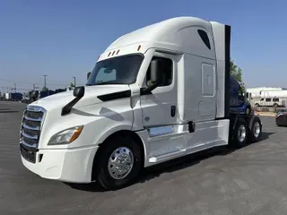 2021 FREIGHTLINER CA126