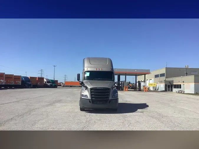 2025 Freightliner Cascadia 126