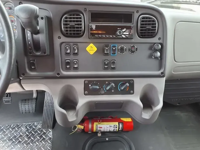 2021 FREIGHTLINER/MERCEDES M2 10662c0b1d8cc63265eaffbb77582e503fd