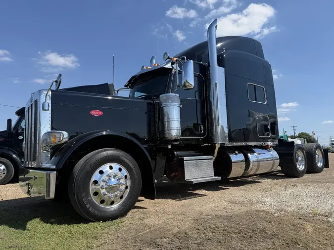 2022 Peterbilt 38962c289d23f9ac3f992a31c82e7f3d08b