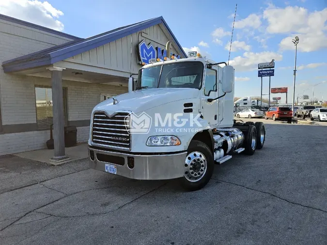 2018 MACK CXU61362c40aad469153849185d74676c1896f