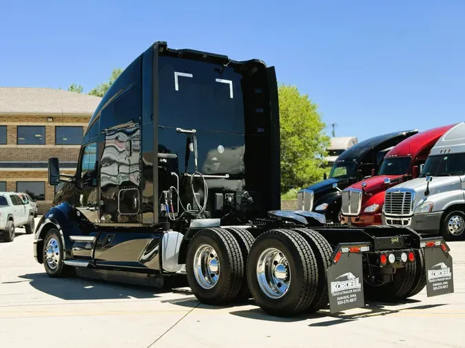 2022 KENWORTH T680