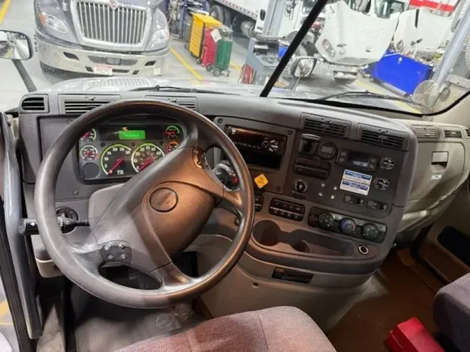 2019 FREIGHTLINER/MERCEDES CASCADIA 125