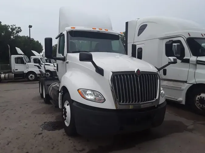 2018 NAVISTAR INTERNATIONAL LT625 DAYCAB T/A