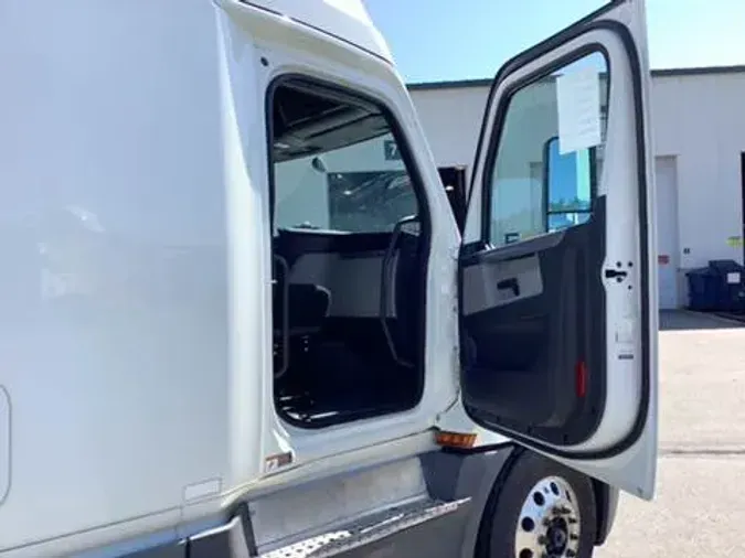 2019 Freightliner Cascadia