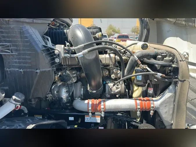 2022 Freightliner Cascadia 126