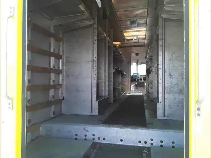 2017 FRTLR CUSTOM CHASSIS CORP MT-55 WALK-IN