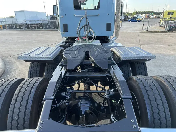 2022 Peterbilt 567