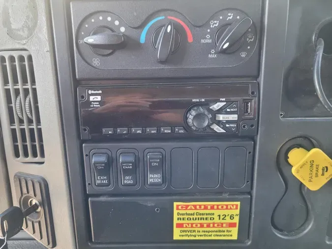 2019 International 4300