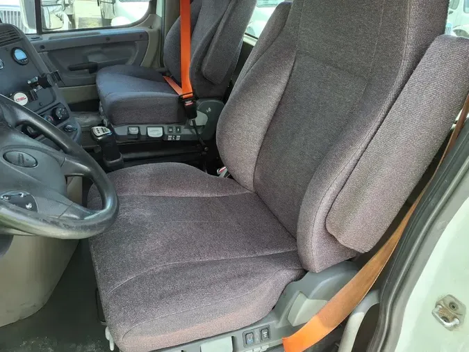 2019 FREIGHTLINER CASCADIA 125