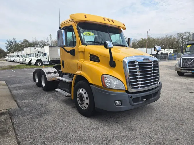 2018 FREIGHTLINER/MERCEDES CASCADIA 113