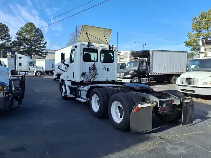 2020 FREIGHTLINER/MERCEDES NEW CASCADIA PX1266462e140c28c34a1869aef4a0d123c3c39