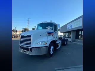 2016 Mack Pinnacle CXU613