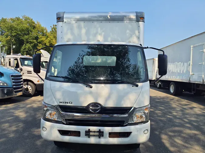 2018 HINO HINO 195