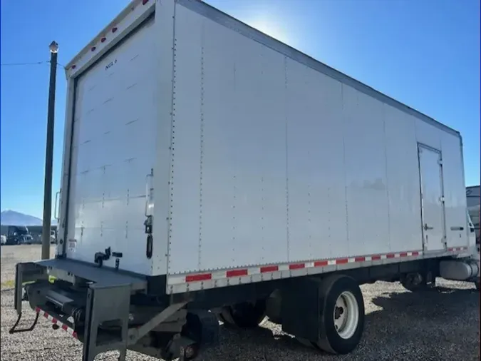 2019 NAVISTAR INTERNATIONAL 4300