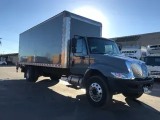 2019 INTERNATIONAL 4300