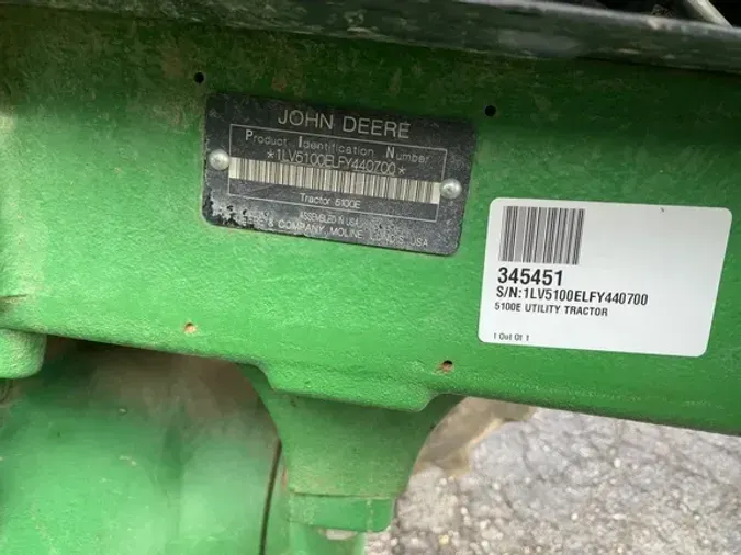 2015 John Deere 5100E