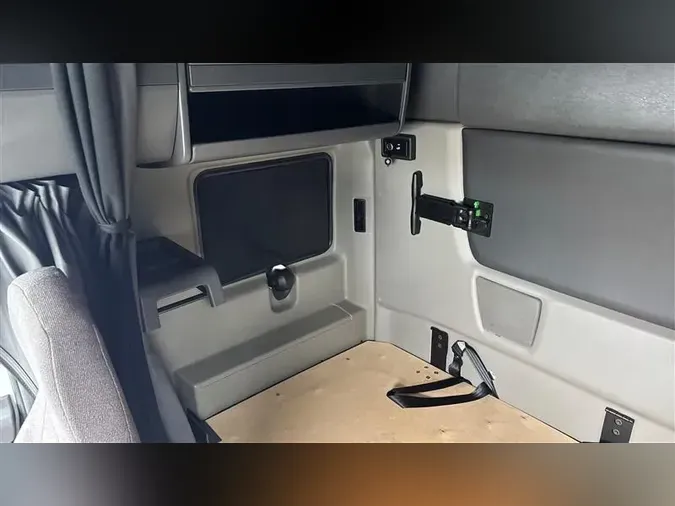 2022 INTERNATIONAL LT625