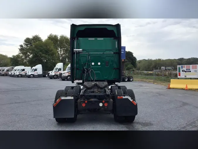 2021 International LT