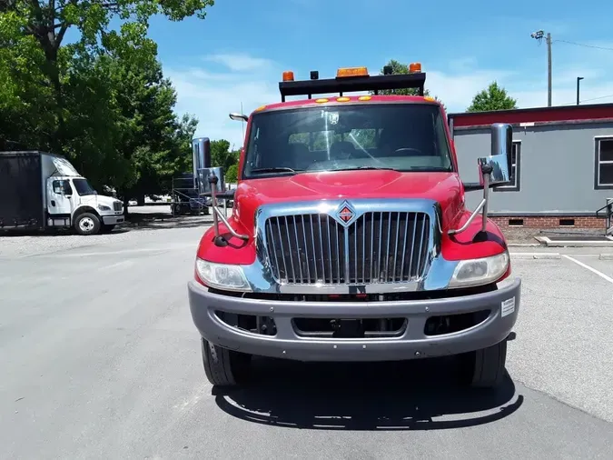 2020 NAVISTAR INTERNATIONAL MV607 (4X2)