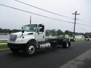 2017 INTERNATIONAL 4300