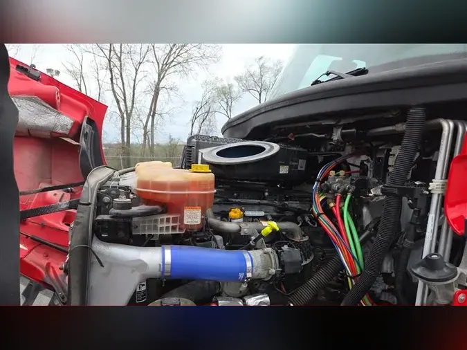 2020 FREIGHTLINER CA116