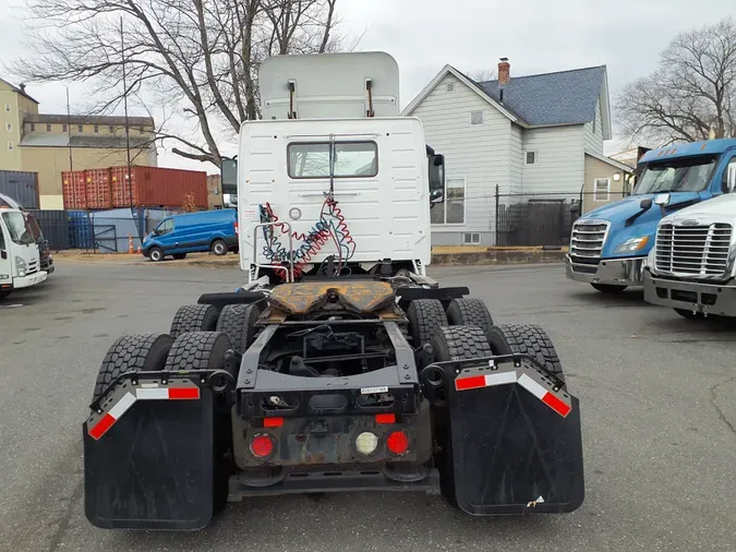 2019 VOLVO VNL