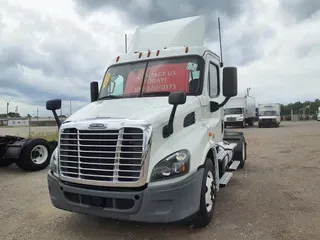 2020 FREIGHTLINER CASCADIA 113