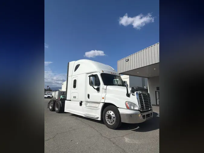 2018 FREIGHTLINER/MERCEDES CASCADIA 125630366d46d56801670a91f02dd8269db