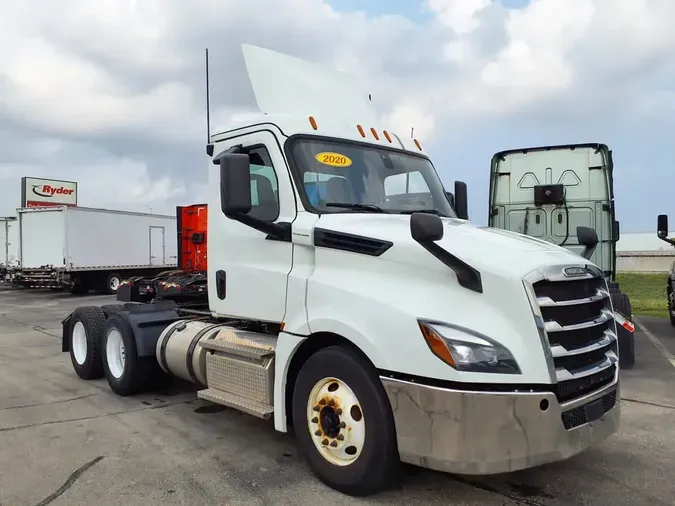 2020 FREIGHTLINER/MERCEDES NEW CASCADIA PX1266463069360b2f86226d46c8790249d8b8e