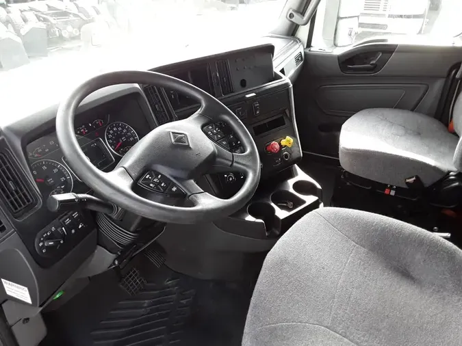 2019 NAVISTAR INTERNATIONAL LT625 SLPR CAB