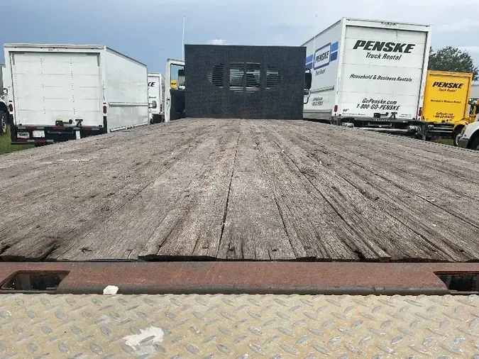 2018 INTERNATIONAL 4300