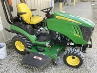 2018 John Deere 1025R