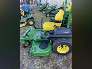 2021 John Deere Z720E