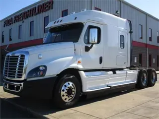 2016 Freightliner CASCADIA 125