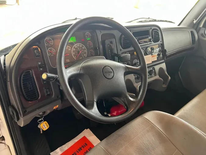 2018 Freightliner Business Class M2 106