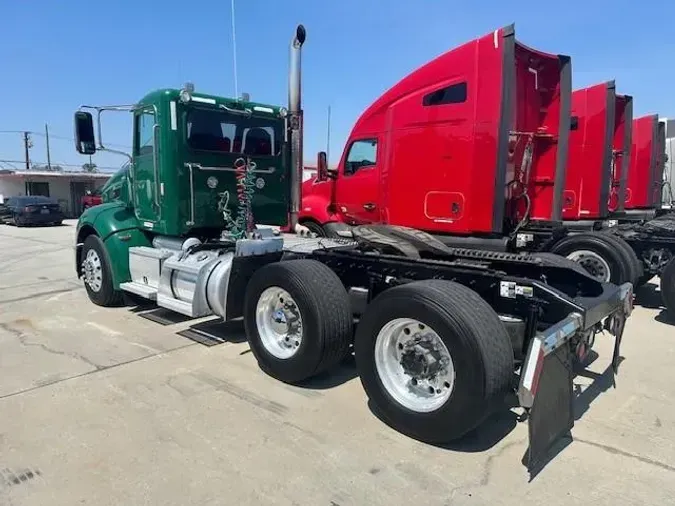 2014 Peterbilt 384