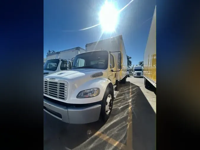 2018 FREIGHTLINER/MERCEDES M2 106