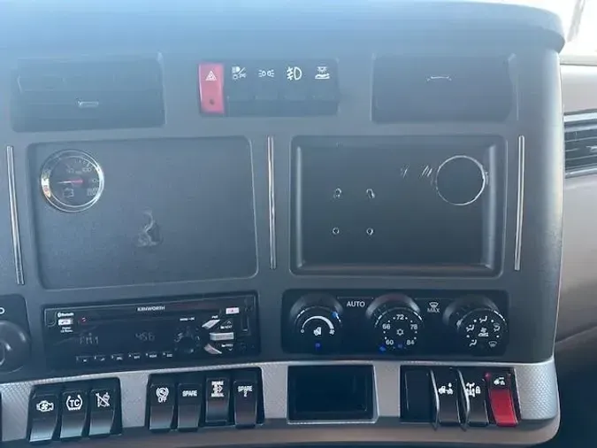 2021 Kenworth T680
