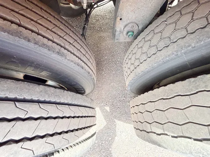 2019 UTILITY VS2DX6327da1fe01f37ff7160df2b0b454085
