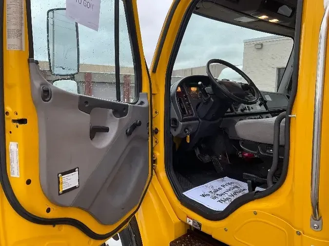 2019 Freightliner M2