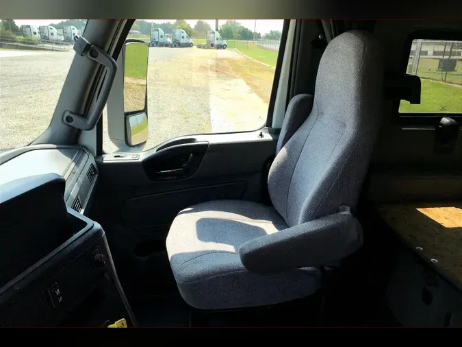 2022 INT LT625 6x4
