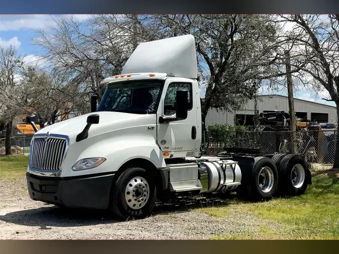 2019 INT LT625 6x4
