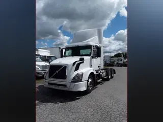 2018 VOLVO VNL64TRACTOR