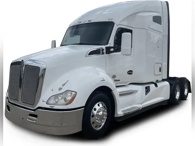 2020 Kenworth T68063312a724680b19865a83d551ad35b82